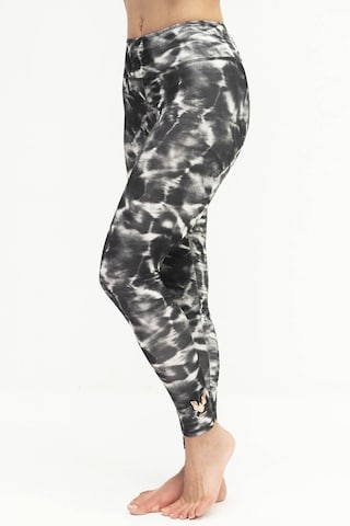 Kismet Yogastyle Skinny Sporthose 'Ganga' in Mischfarben: predná strana