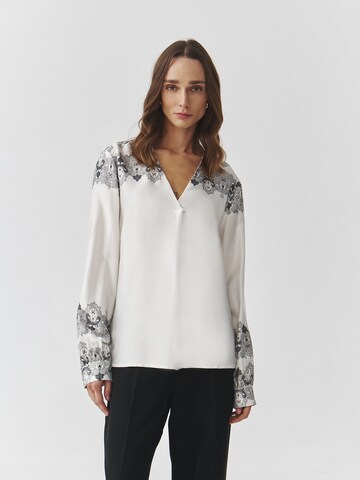 TATUUM Blouse 'VOVA 1' in Wit: voorkant