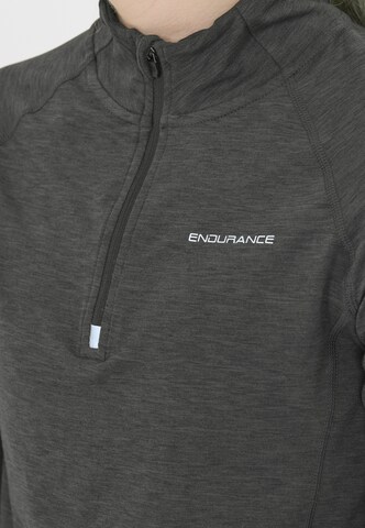 ENDURANCE Midlayer 'Canna' in Schwarz