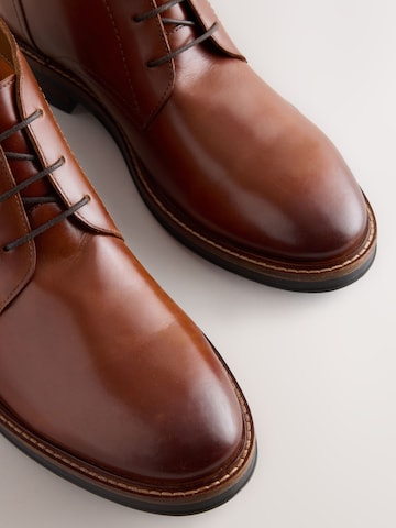Next - Botines chukka en marrón