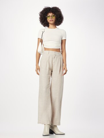 Gina Tricot - Pierna ancha Pantalón plisado 'Denise' en beige