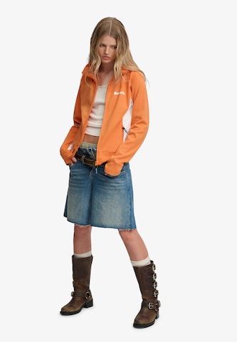 Superdry & Co Sweatvest 'Bench x Superdry & Co' in Oranje