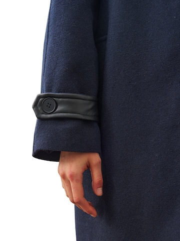 MANUKA Winter Jacket in Blue