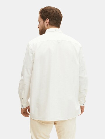 TOM TAILOR Men + Regular fit Button Up Shirt in White