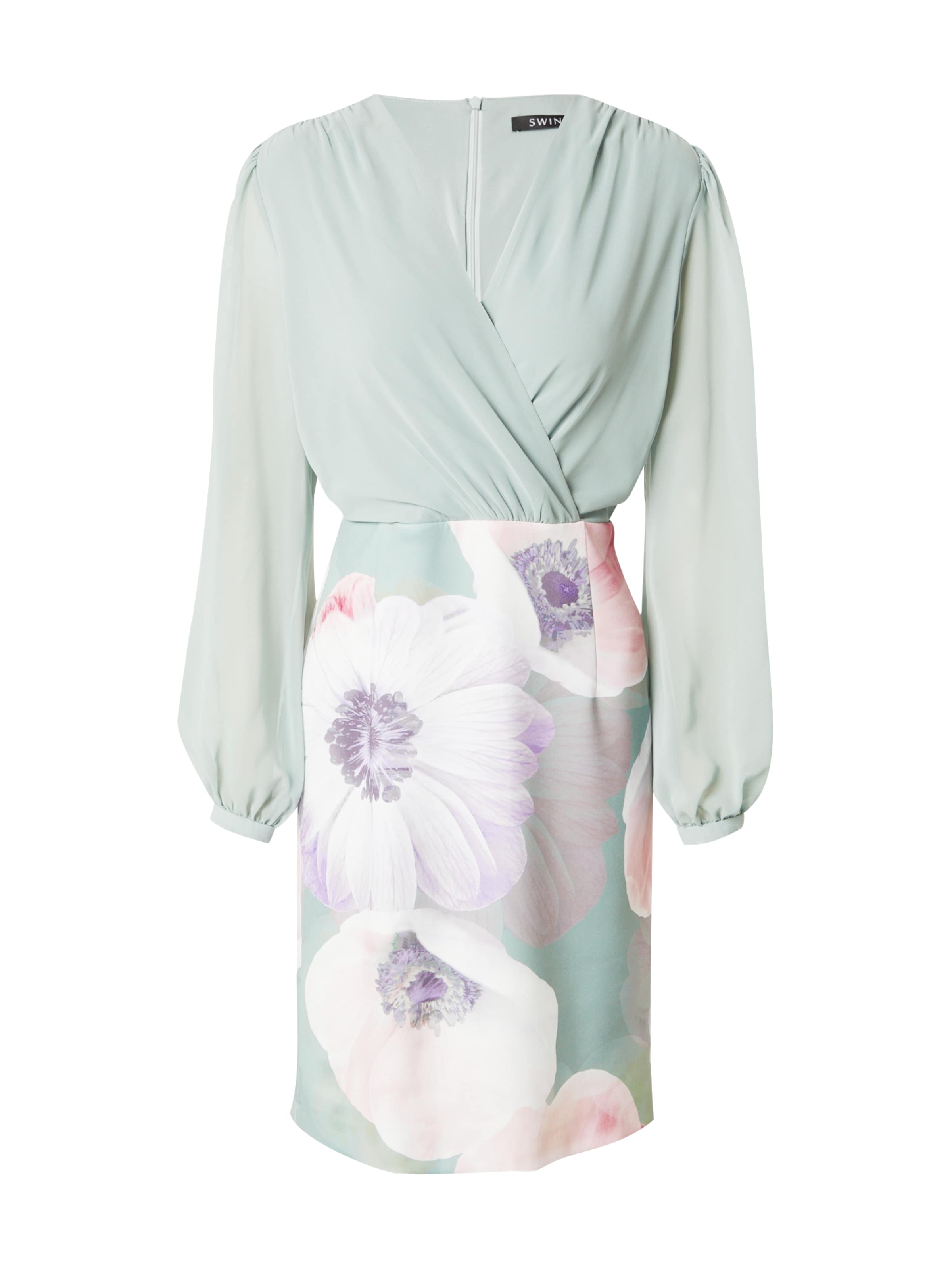 SWING Dress in Green: front