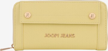 JOOP! Jeans Portemonnee 'Cornice' in Geel: voorkant