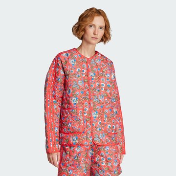 Veste mi-saison 'Adidas Originals x Liberty London' ADIDAS ORIGINALS en rouge : devant