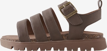 Sandales Next en marron : devant