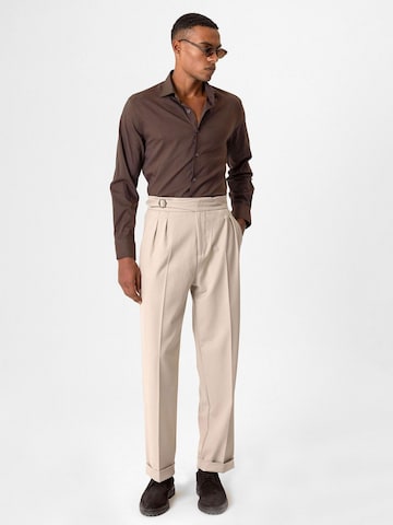 regular Pantaloni con pieghe 'Ludovico' di Antioch in beige