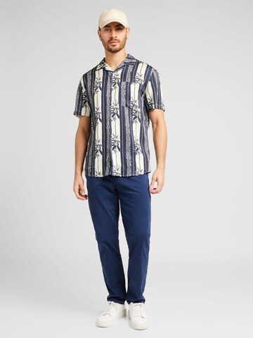 Coupe regular Chemise 'Finn' Clean Cut Copenhagen en beige