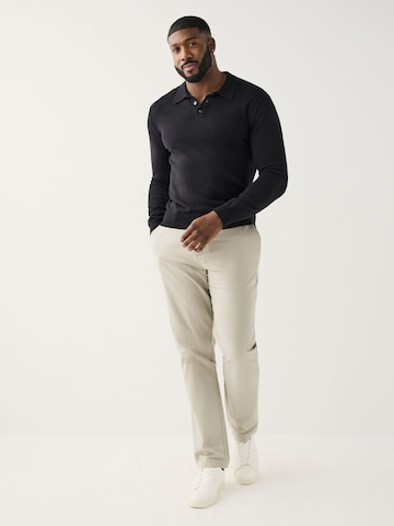 Next Slimfit Chinosy w kolorze szary