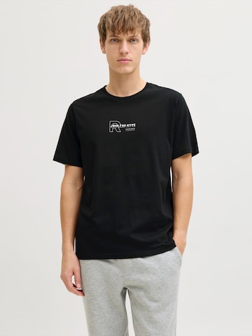 JJ Rebel Тениска 'JREBZAKI' в черно