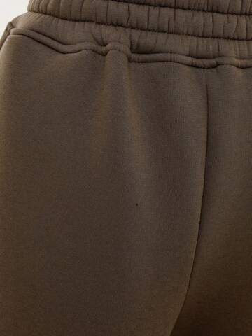 Hiccup Tapered Hose in Grau