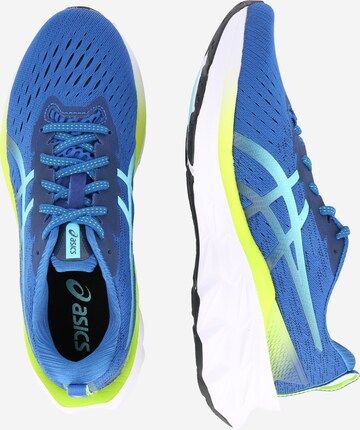 ASICS - Sapatilha de corrida 'Novablast 2' em azul