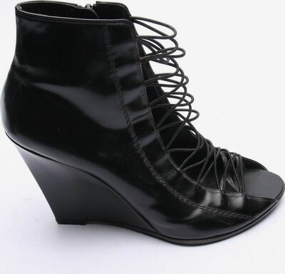 Givenchy High Heels & Pumps in 39 in Black, Item view