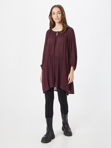Kaffe Tunic 'Amber' in Red: front