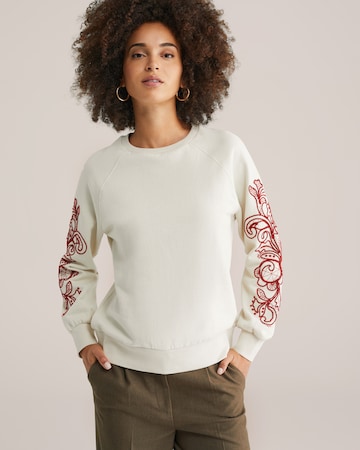 WE Fashion Суичър в бяло: отпред