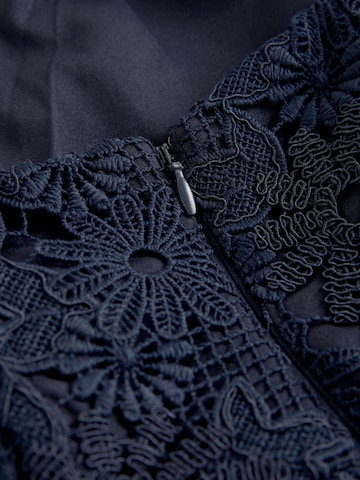 Next Aftonklänning i blå