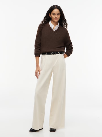 TOMMY HILFIGER Pullover i brun
