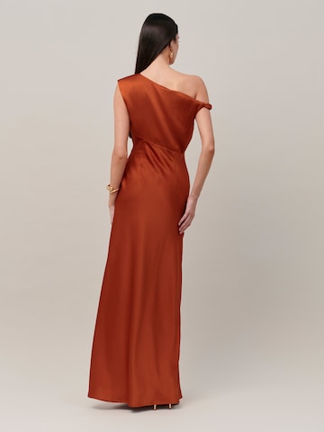 Sável Φόρεμα 'JUSTINA' σε καφέ