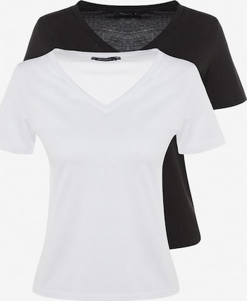 Trendyol T-Shirts in Schwarz: Vorderseite