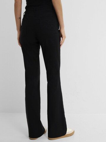 bonprix Bootcut Broek in Zwart