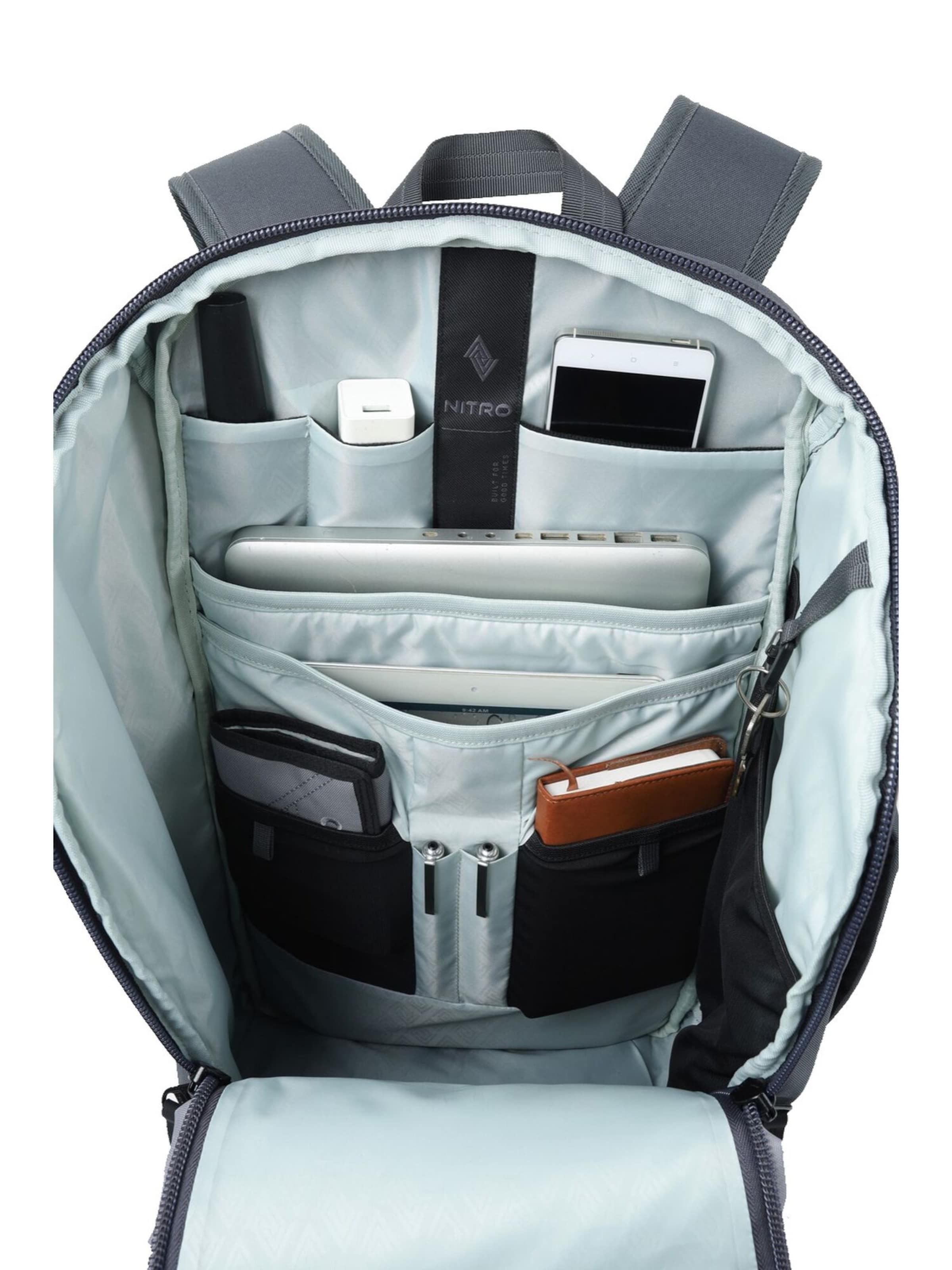 NITRO Rucksack 'Tagesrucksack NIKURO TRAVELER' in Grau
