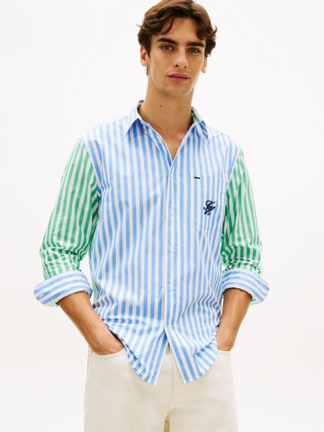 Regular fit Camicia di TOMMY HILFIGER in blu: frontale