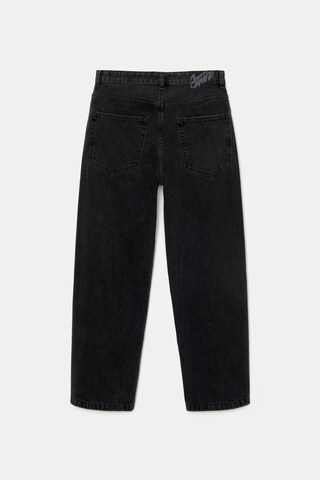 Pull&Bear Loosefit Jeans i svart