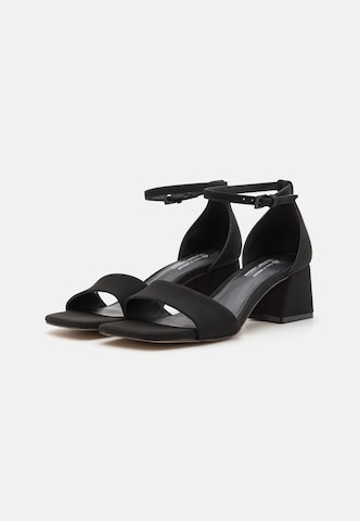 Sandale cu baretă 'VICKI' de la CALL IT SPRING pe negru