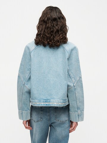 Calvin Klein Jeans Prehodna jakna | modra barva