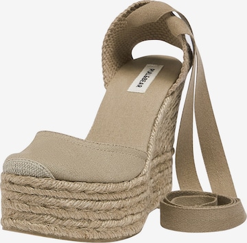 Pull&Bear Slingback pumps i beige: framsida