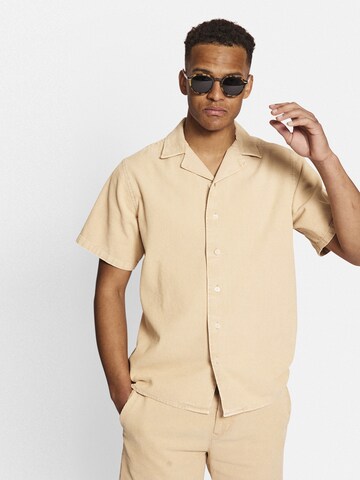 Redefined Rebel Regular fit Button Up Shirt 'Julio' in Beige