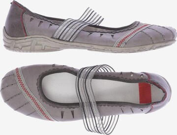 Rieker Flats & Loafers in 42 in Grey: front