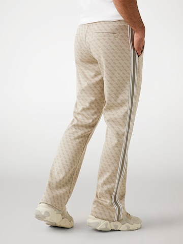 GUESS Regular Hose in Beige