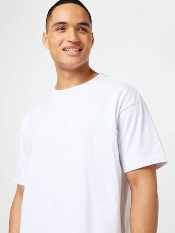 T-Shirt Cotton On en blanc