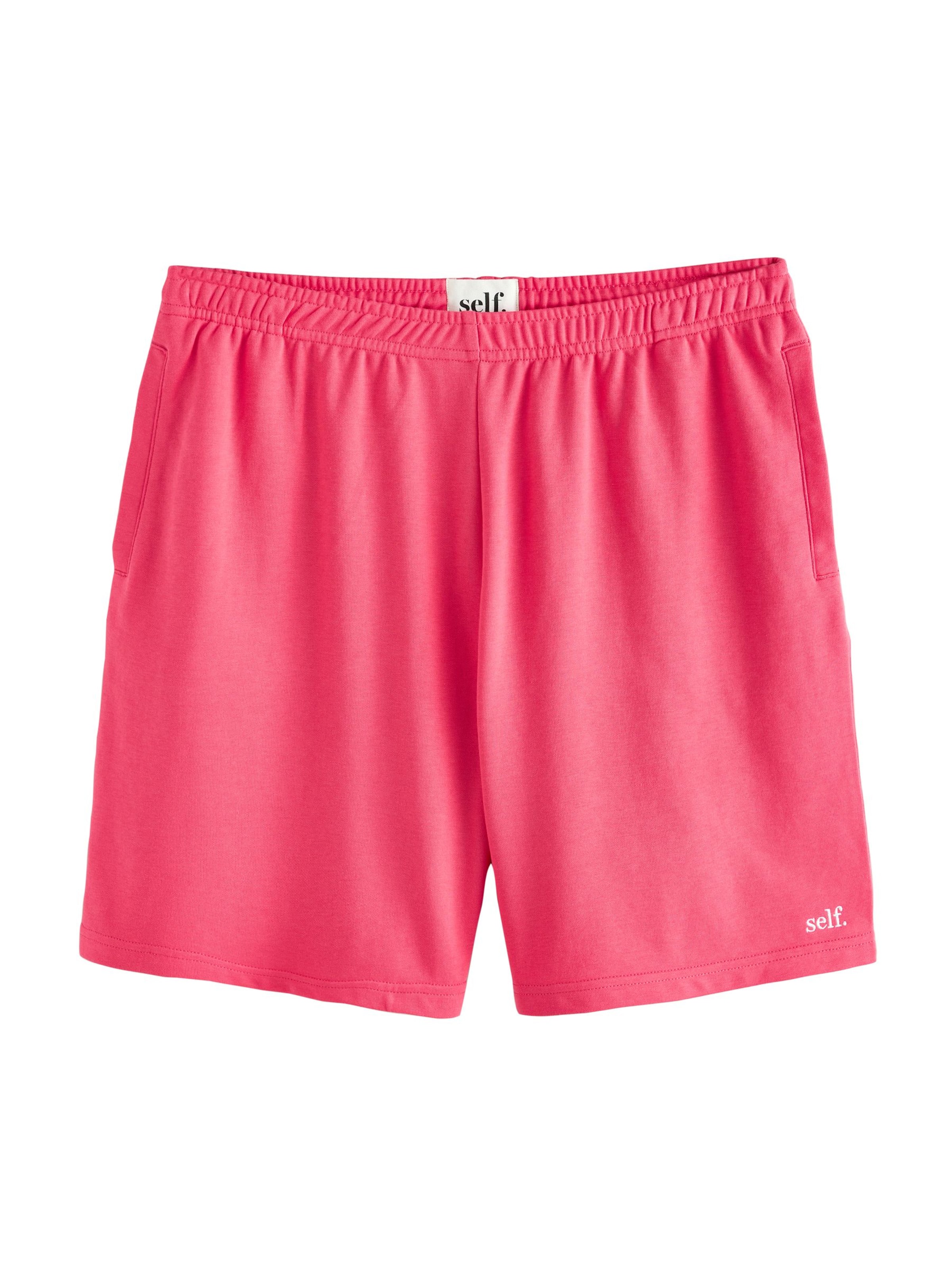 self. Regular Shorts in Pink: Vorderseite
