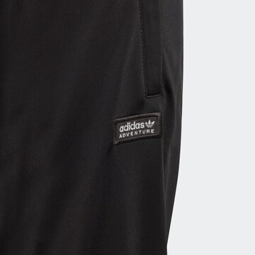 Effilé Pantalon ADIDAS ORIGINALS en noir