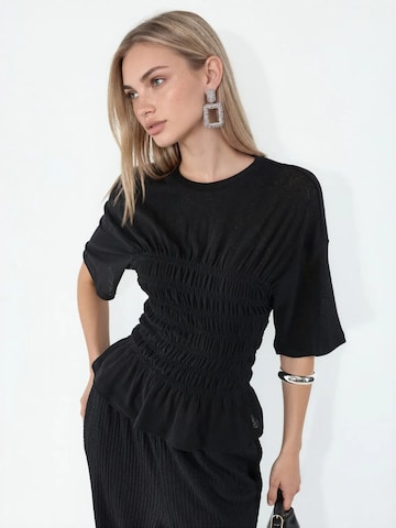 T-shirt Busem en noir : devant
