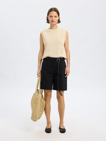 Loosefit Pantaloni chino 'SLFVienna' di SELECTED FEMME in nero