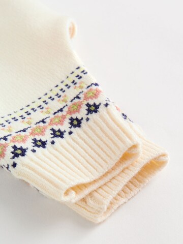 Next Set in Beige
