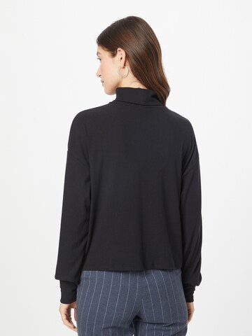 NÜMPH Shirt 'CARDI' in Schwarz