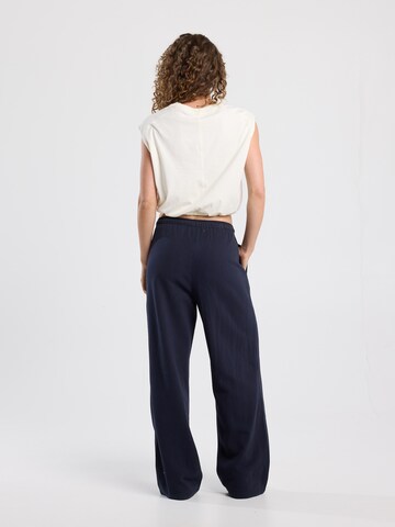 America Today Wide leg Broek in Blauw