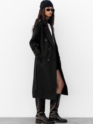 Pull&Bear Prechodný kabát - Čierna: predná strana