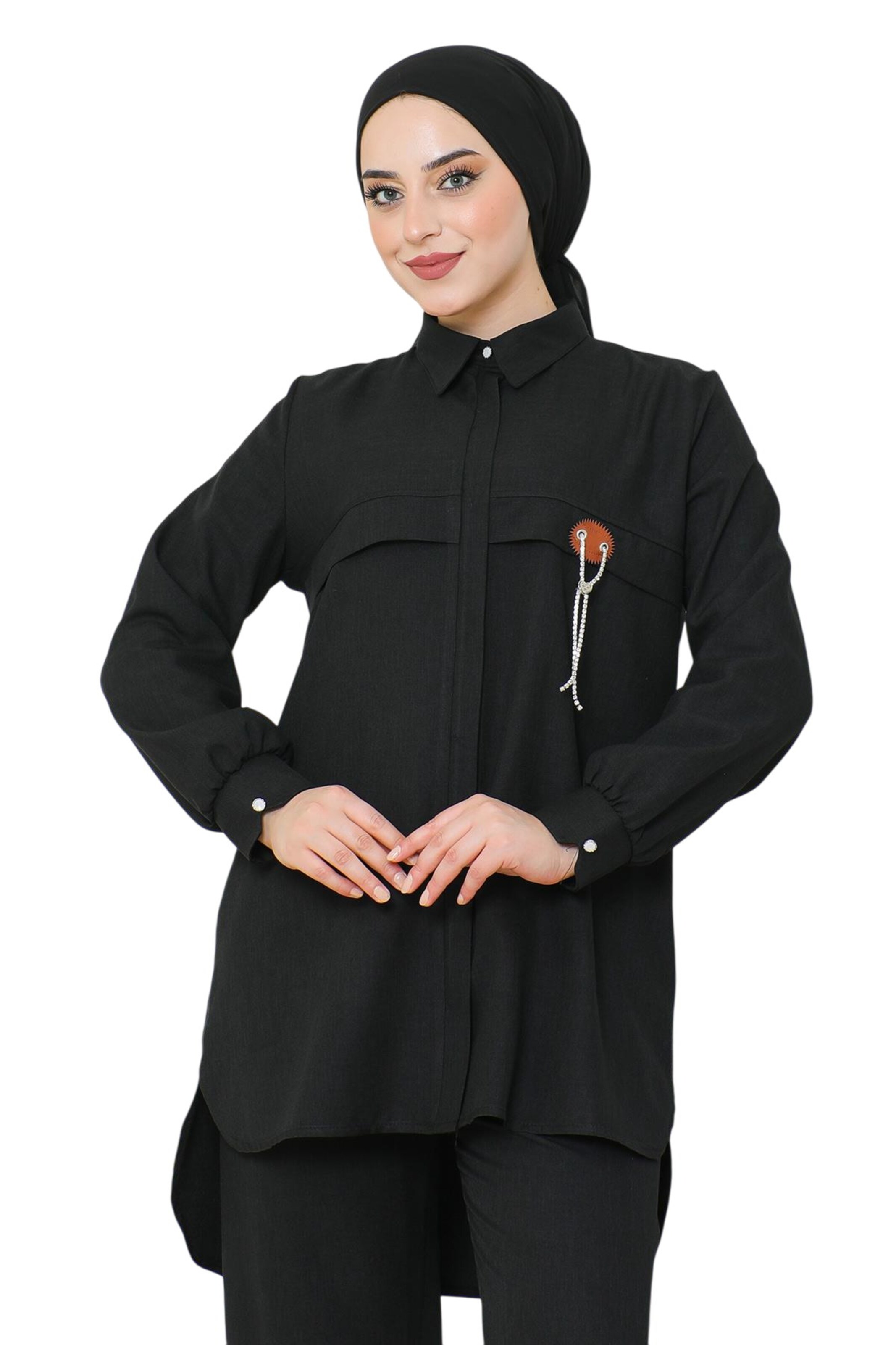 Pantalons de tailleur MODAMIHRAM en noir