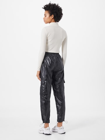 Urban Classics Tapered Cargobroek in Zwart