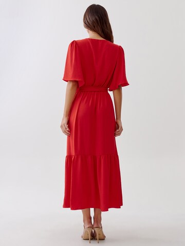 Tussah Dress 'ZURI' in Red: back