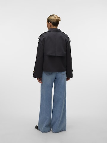Cappotto di mezza stagione 'VMChloe' di VERO MODA in nero