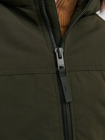 JACK & JONES Between-seasons coat 'Wing' in Green