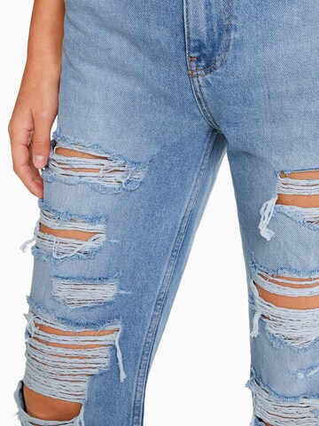 Bershka Loosefit Jeans in Blau